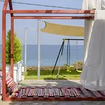 Orianthi's Beachfront