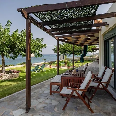 Ferienhaus Orianthi's Beachfront Skala (Kefalonia)