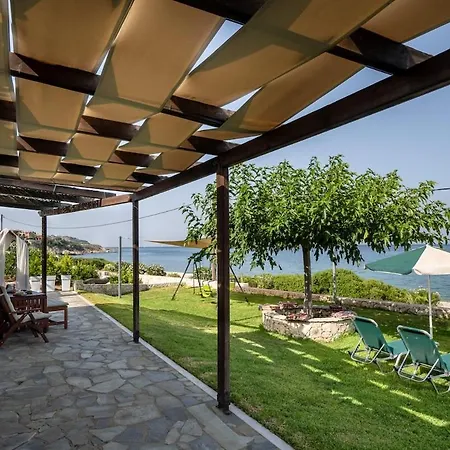 Orianthi's Beachfront Tatil Evi *