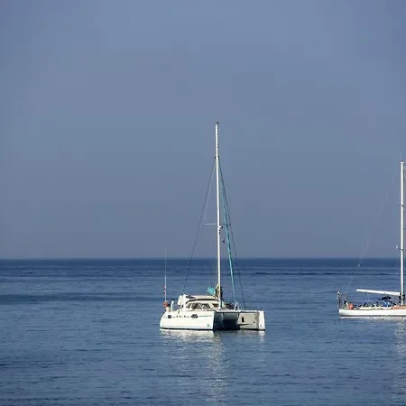 Orianthi's Beachfront *