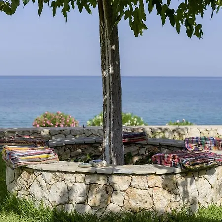 Feriehus Orianthi's Beachfront *