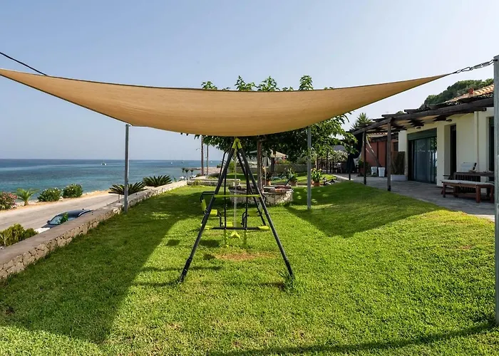 Orianthi's Beachfront *