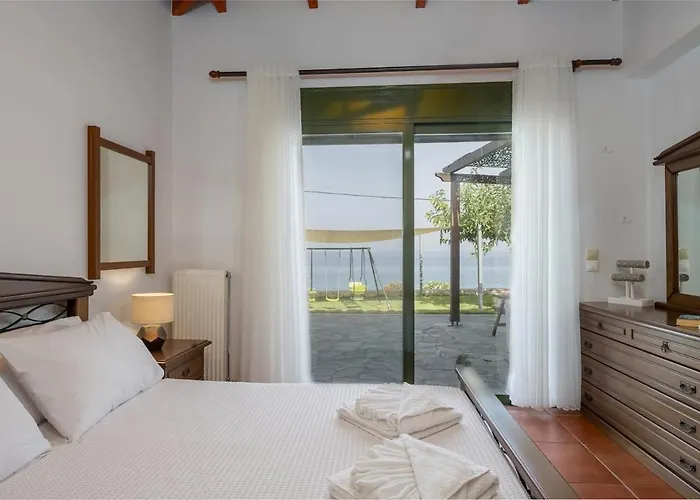 Dom wakacyjny Orianthi's Beachfront Skala (Kefalonia)